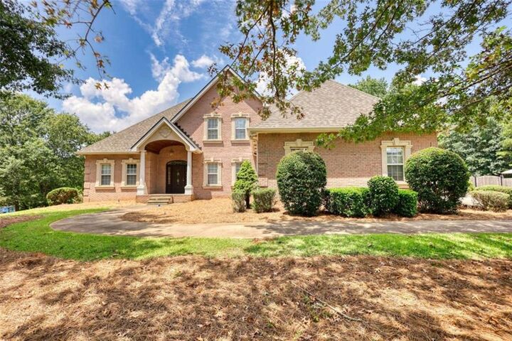 Property Photo: 205 Tabor Forest Dr GA 30054