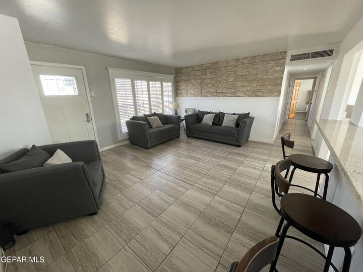 Property Photo: 960 Burgess Drive TX 79907