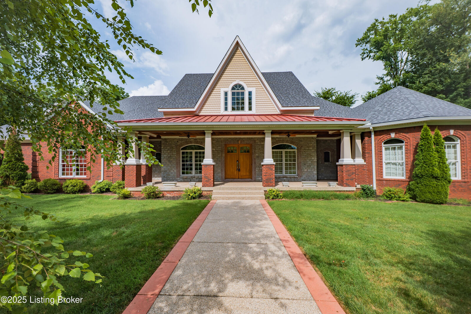 Property Photo:  2713 Mayo Ln  KY 40059 