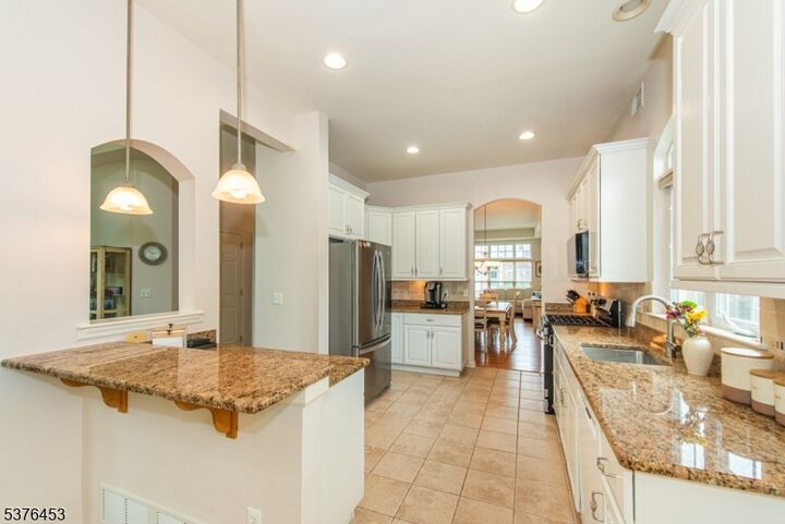 Property Photo:  103 Ondish Ct  NJ 07856 