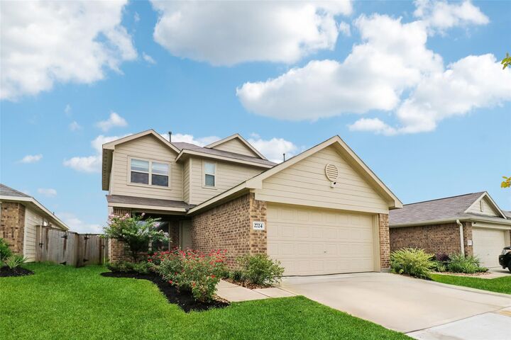 Property Photo: 2724 Cadiz Bay Drive TX 77301