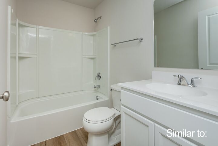 Property Photo: 4315 Grover Woods Lane IA 50317