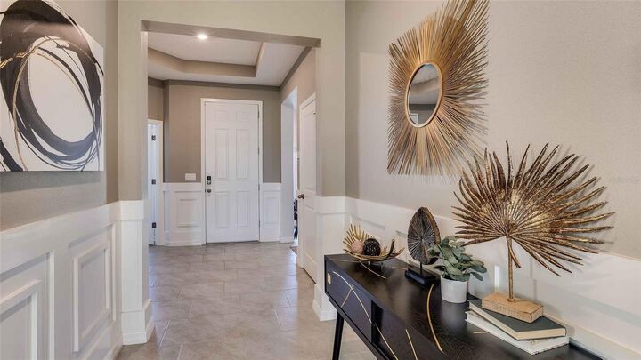 Property Photo:  2233 Sienna Spruce Street  FL 33543 