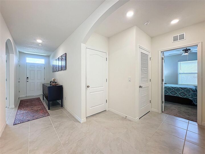 Property Photo: 1262 Iguana Loop FL 33897