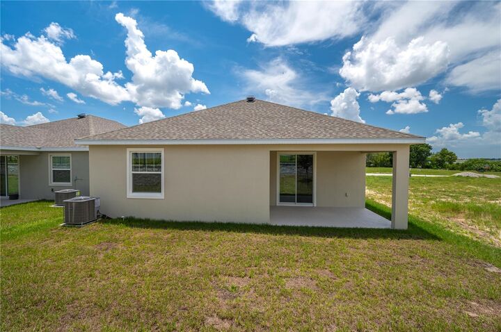 Property Photo: 2515 Mariah Place FL 33850