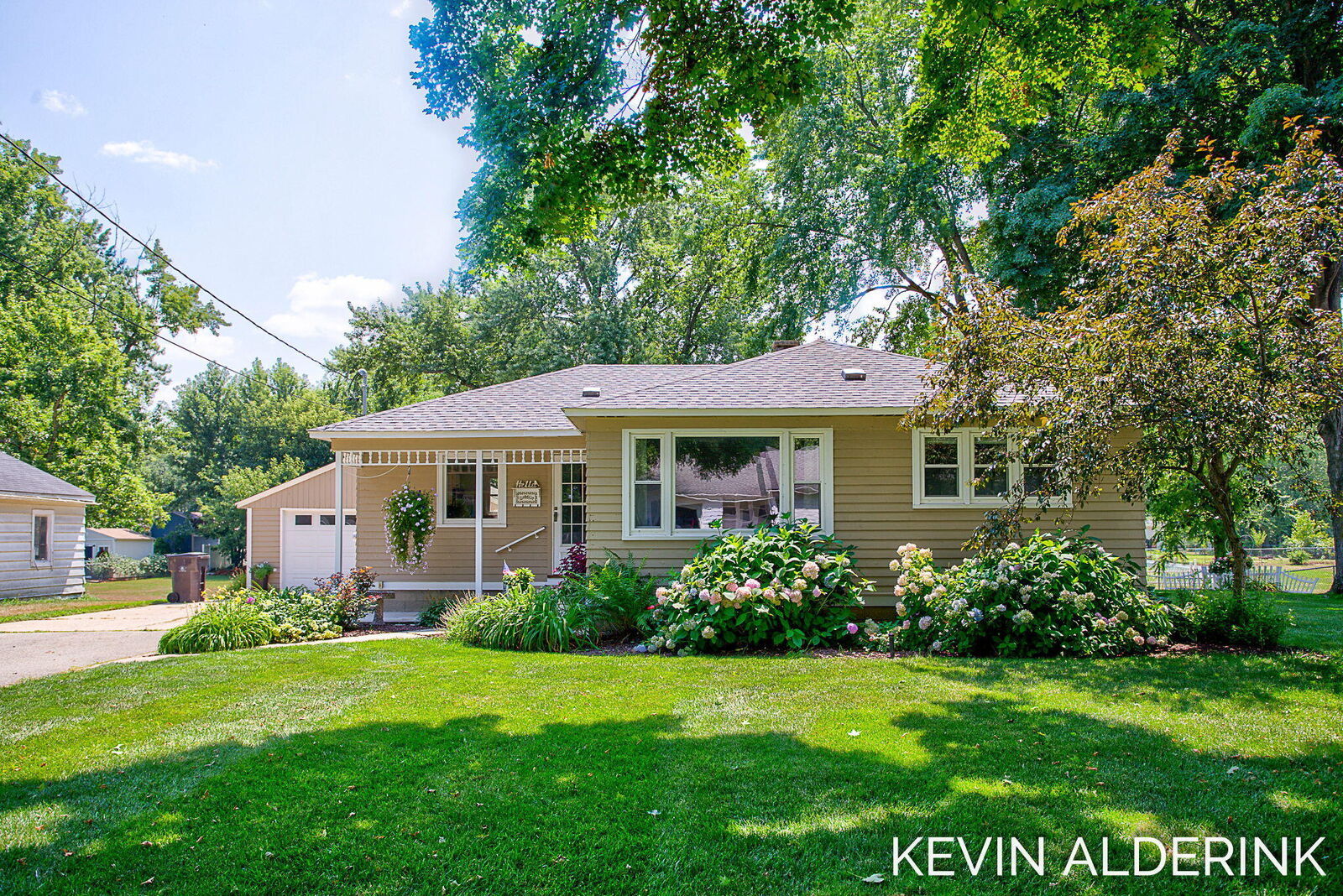 Property Photo:  10474 Melvin Street  MI 49464 