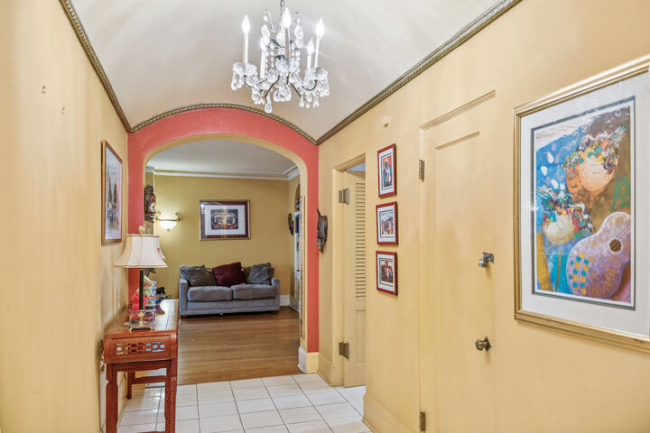 Property Photo:  5000 S East End Avenue 13A  IL 60615 