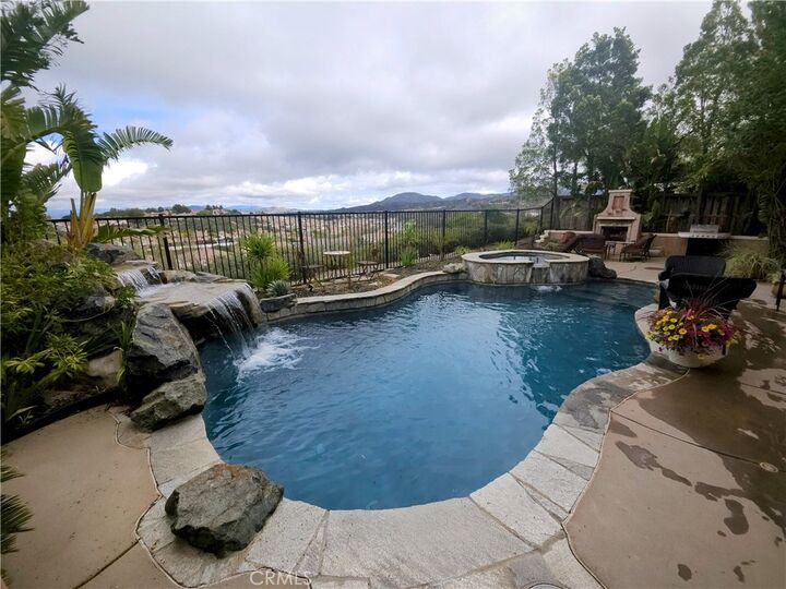 45706 Camino Rubi  Temecula CA 92592 photo
