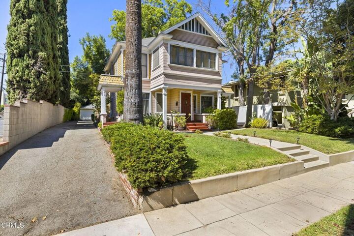 Property Photo:  1416 Oak Street  CA 91030 