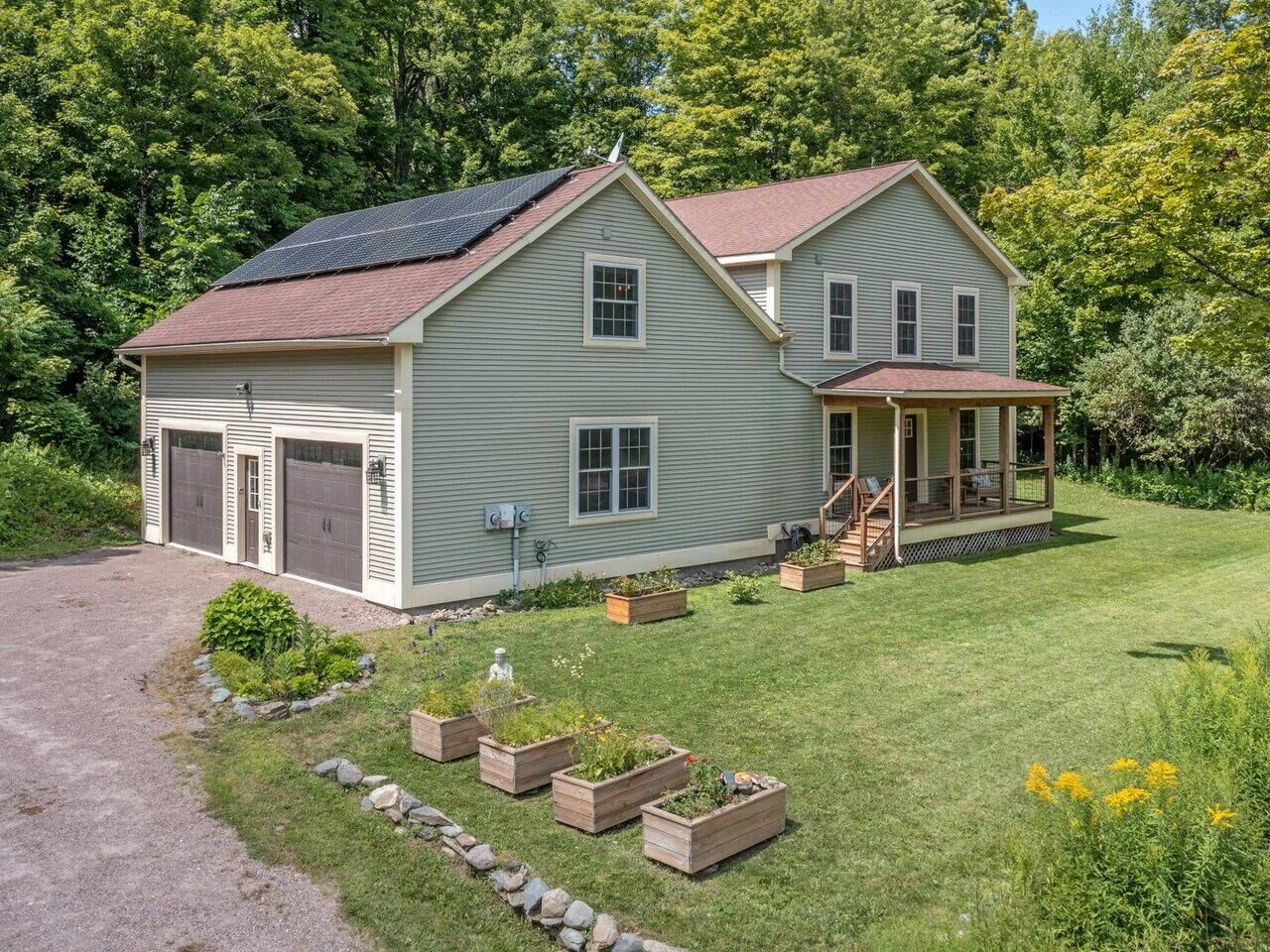 Property Photo:  445 Old Pump Road  VT 05465 