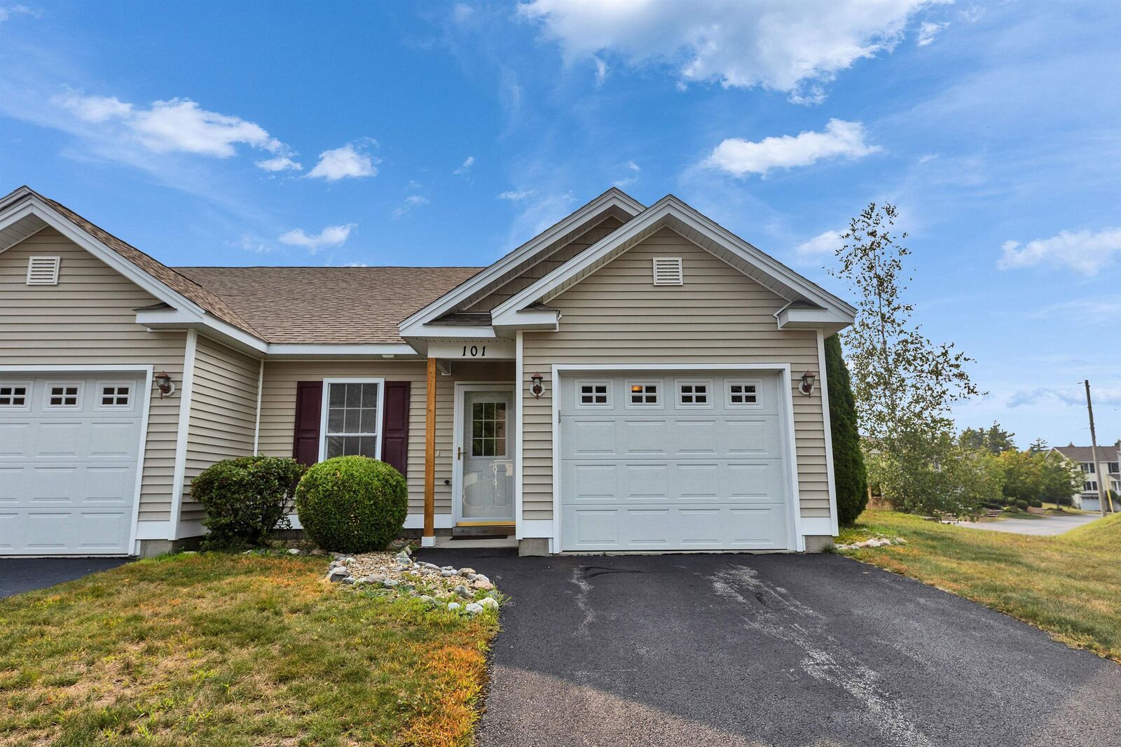 Property Photo:  28 Owens Drive  NH 03446 
