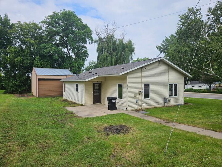 Property Photo:  641 2nd St  MN 56340 