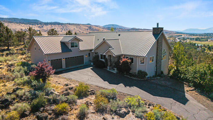 Property Photo:  4865 Sunset Ridge Road  OR 97601 