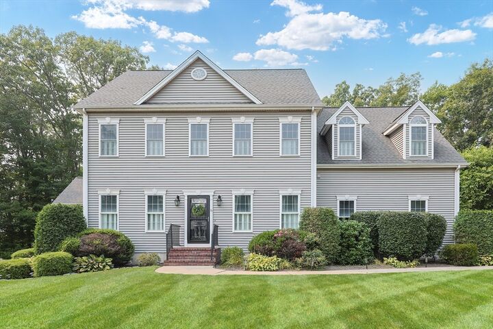 Property Photo:  15 William Thorpe Cir  MA 02760 