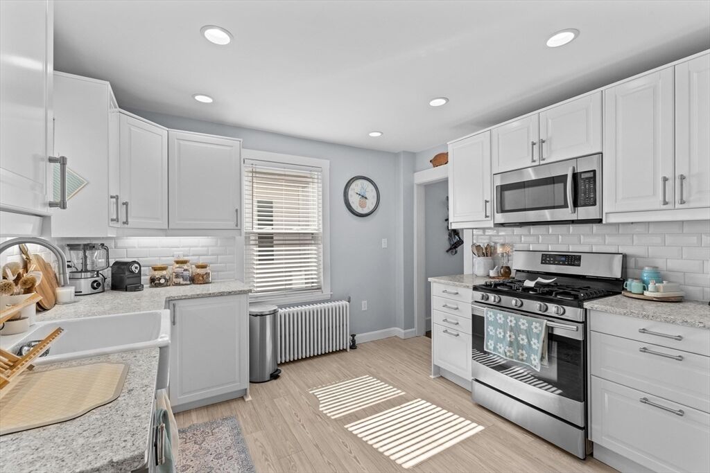 Property Photo:  523 Humphrey St  MA 01907 