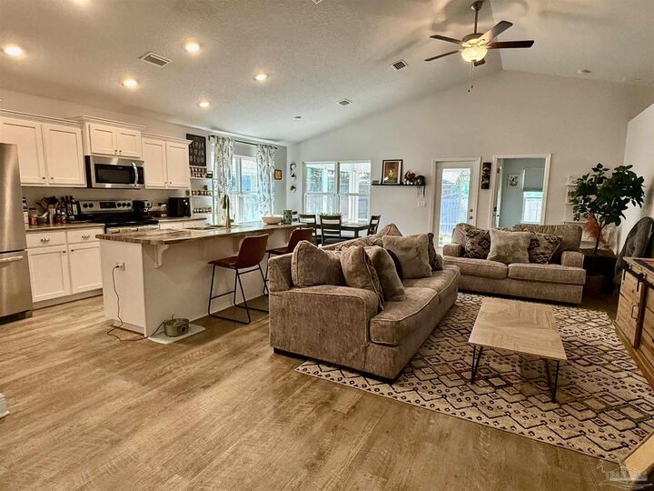 Property Photo: 152 Polo Terrace FL 32534