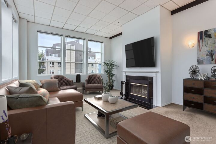 Property Photo:  417 E Pine Street 309  WA 98122 