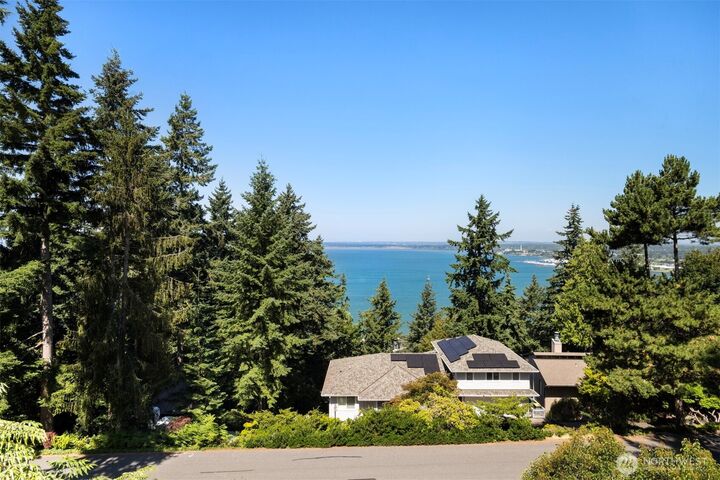 Property Photo: 118 Highland Drive WA 98225