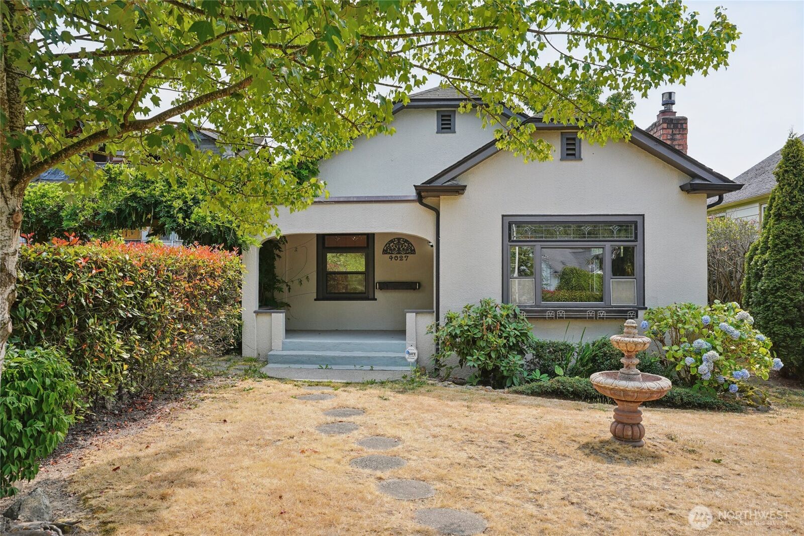 Property Photo: 4027 S 128th Street WA 98168