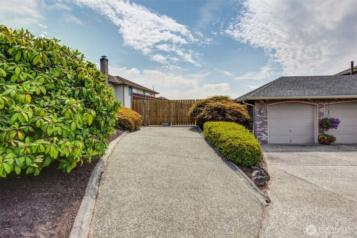 Property Photo: 7414 78th Street NE WA 98270