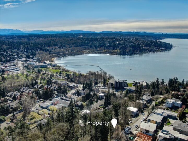 Property Photo: 118 Xx 90th Avenue NE WA 98034