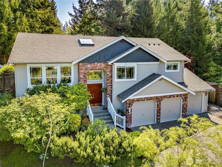 9418 NE Tidal Court  Bainbridge Island WA 98110 photo