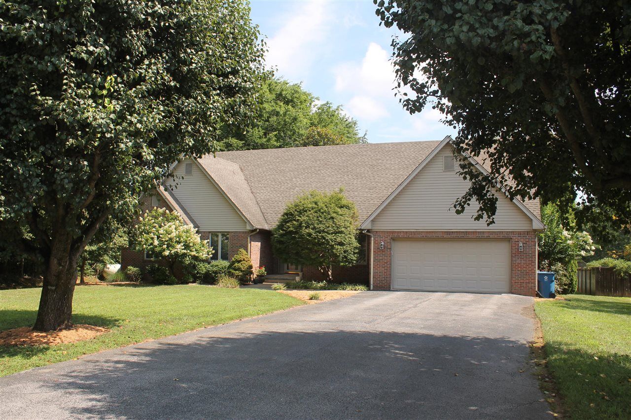 Property Photo: 43 Sumner Avenue KY 42122