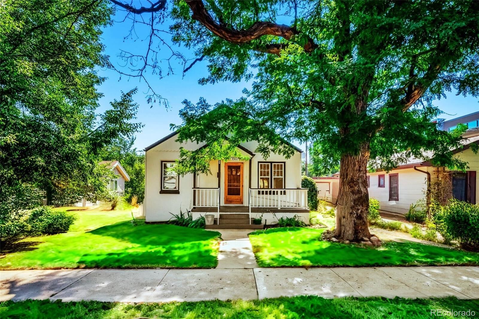 Property Photo:  3388 S Washington Street  CO 80113 