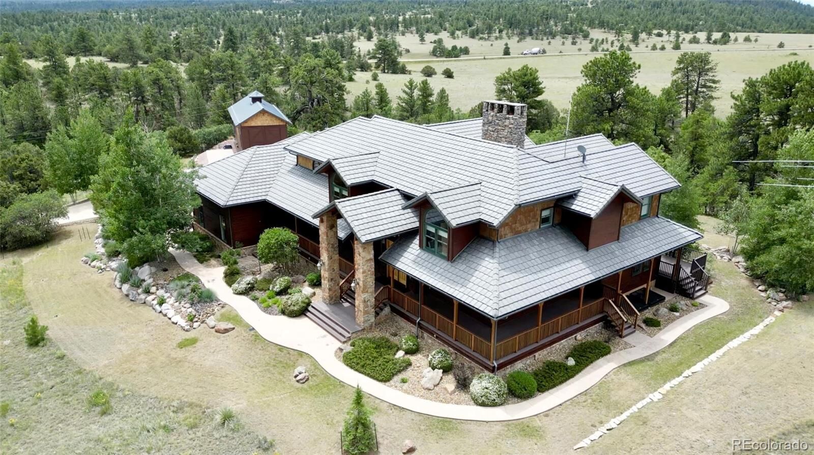 Property Photo:  157 Cap Rock Road  CO 81212 