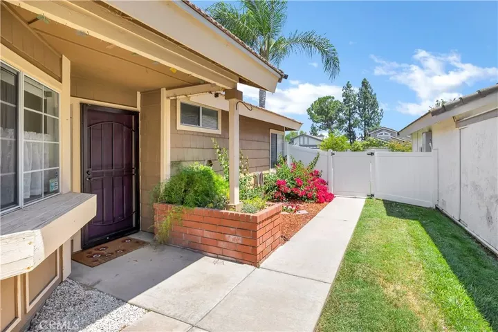 Property Photo: 42065 Kaffirboom Court CA 92591