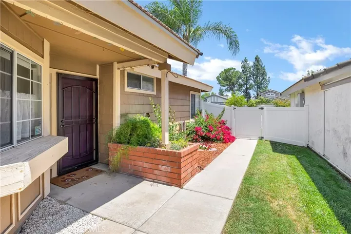 Property Photo: 42065 Kaffirboom Court CA 92591