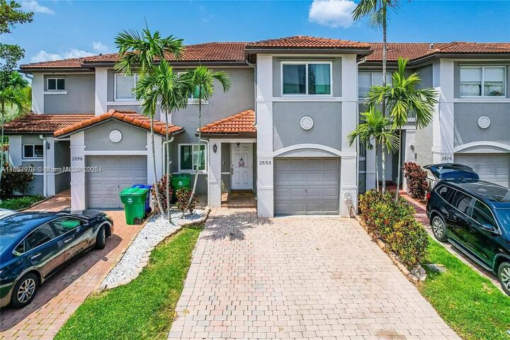 Property Photo: 2888 SW 129th Ave FL 33027
