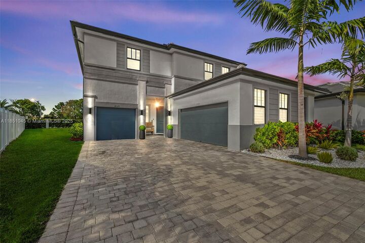 17577 SW 41st St  Miramar FL 33029 photo