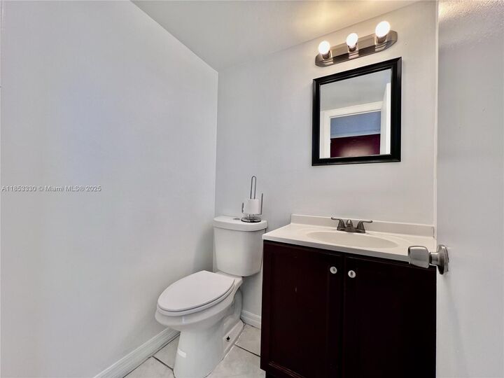 Property Photo:  220 SW 9th Ave 209  FL 33009 