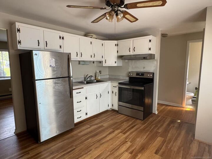 Property Photo:  273 Queen Street Apt 9A  CT 06489 