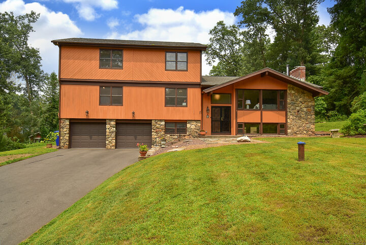 3 Standish Road  Ellington CT 06029 photo