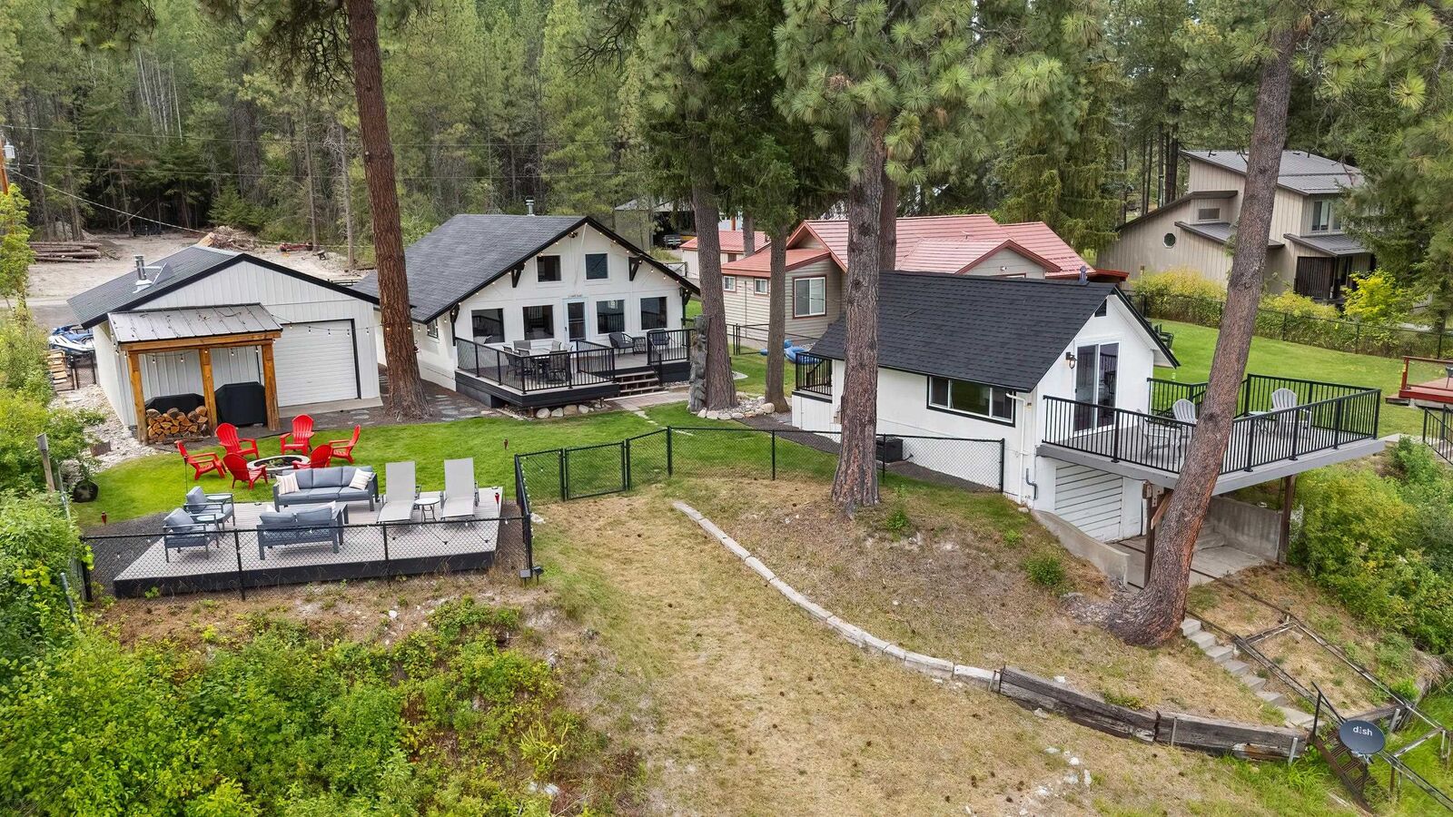 Property Photo:  291 Riverview Rd  WA 99119 