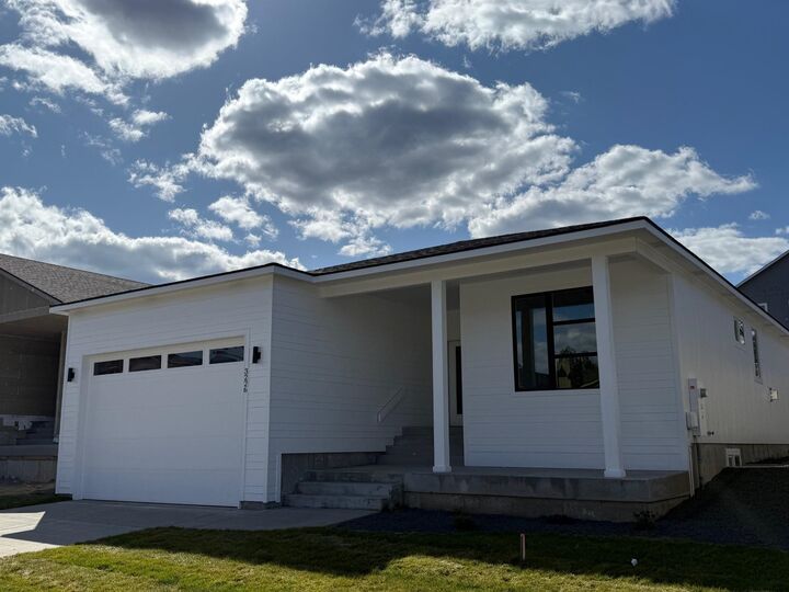 3226 S Custer Ln  Spokane WA 99223 photo