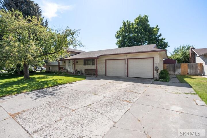 Property Photo: 2350 Eastview Drive ID 83401