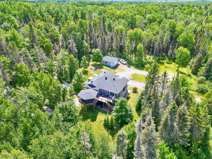 Photo de la propriété:  1355 Highway 94 N/A  ON P0H 1K0 
