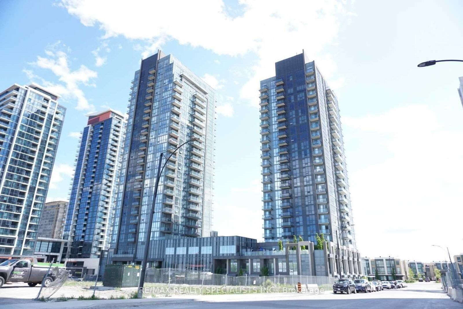 Property Photo:  5033 Four Springs Avenue 1418  ON L5R 0E4 