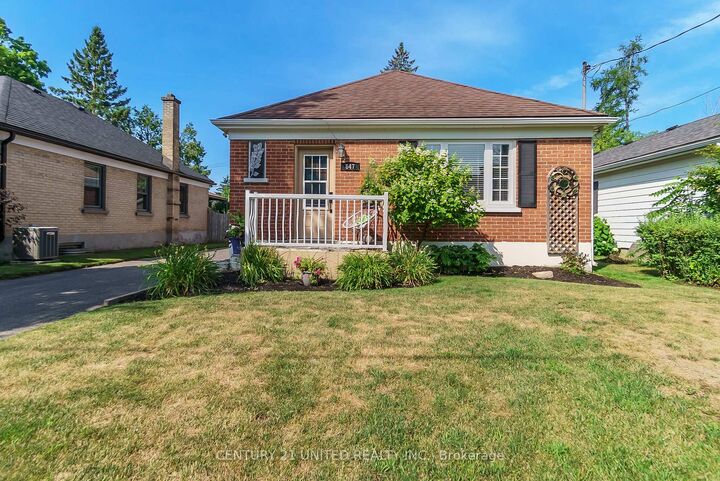 Property Photo:  647 Montrose Street  ON K9J 3C3 