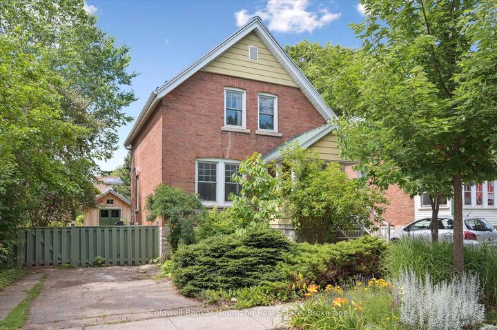 Property Photo:  27 Lawrence Avenue  ON N1E 5Y4 