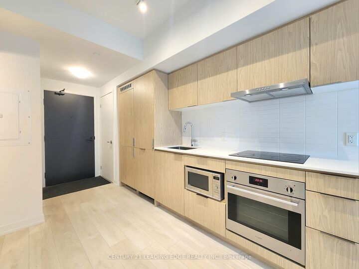 Property Photo:  60 Shuter Street 207  ON M5B 0B7 