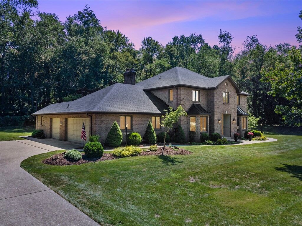 Property Photo:  4566 Dogwood Dr  PA 15101 