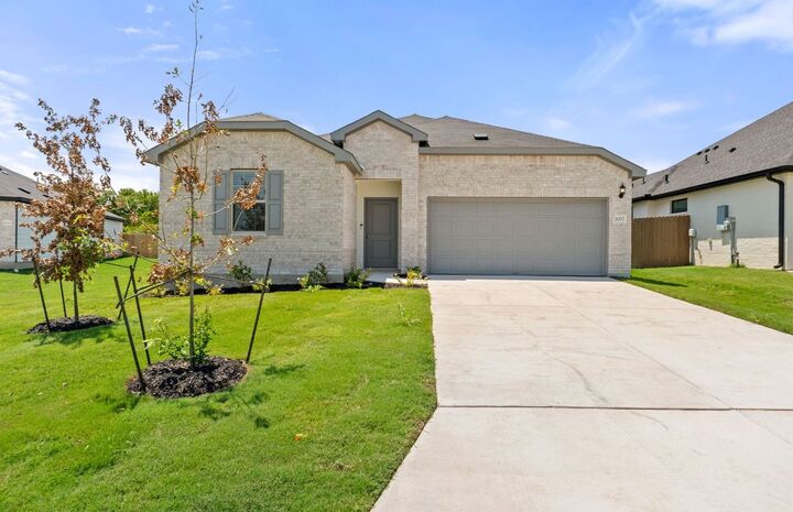 Property Photo: 1007 Kerr Court TX 76501