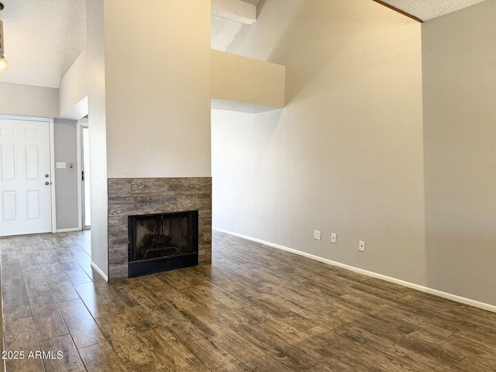 Property Photo:  14002 N 49th Avenue 1082  AZ 85306