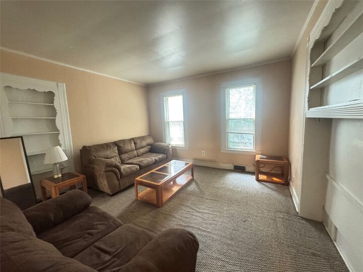 Property Photo:  26 Chestnut Street 1  NY 13905 