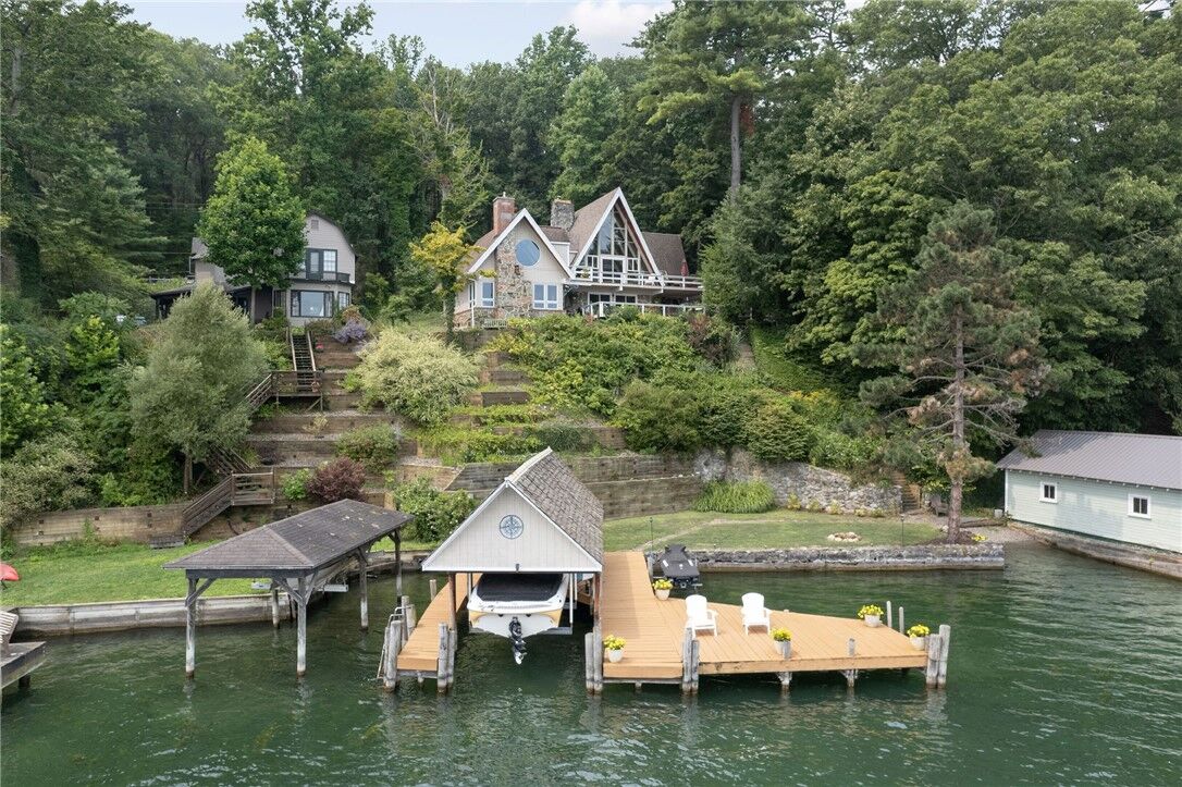 Property Photo: 1121 Taughannock Boulevard NY 14850