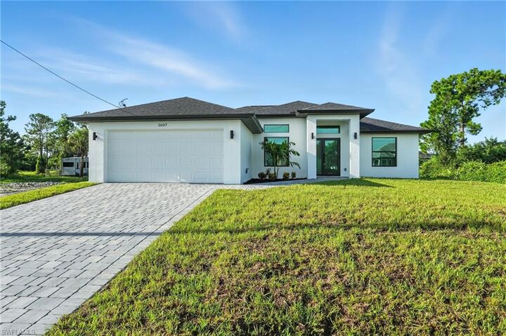 Property Photo:  2607 38th St SW  FL 33976 